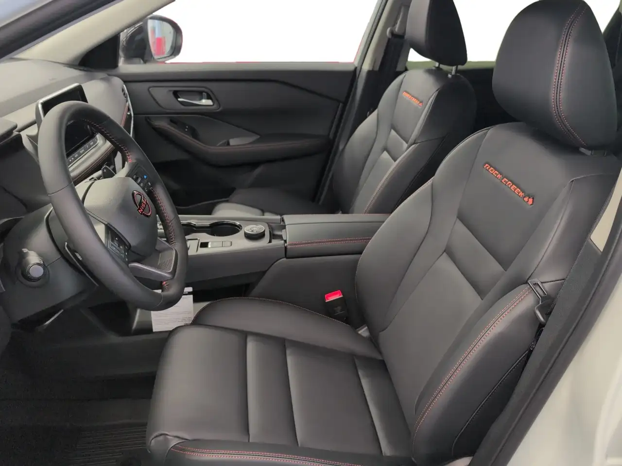 Nissan Rogue fotografie Nissan Rogue