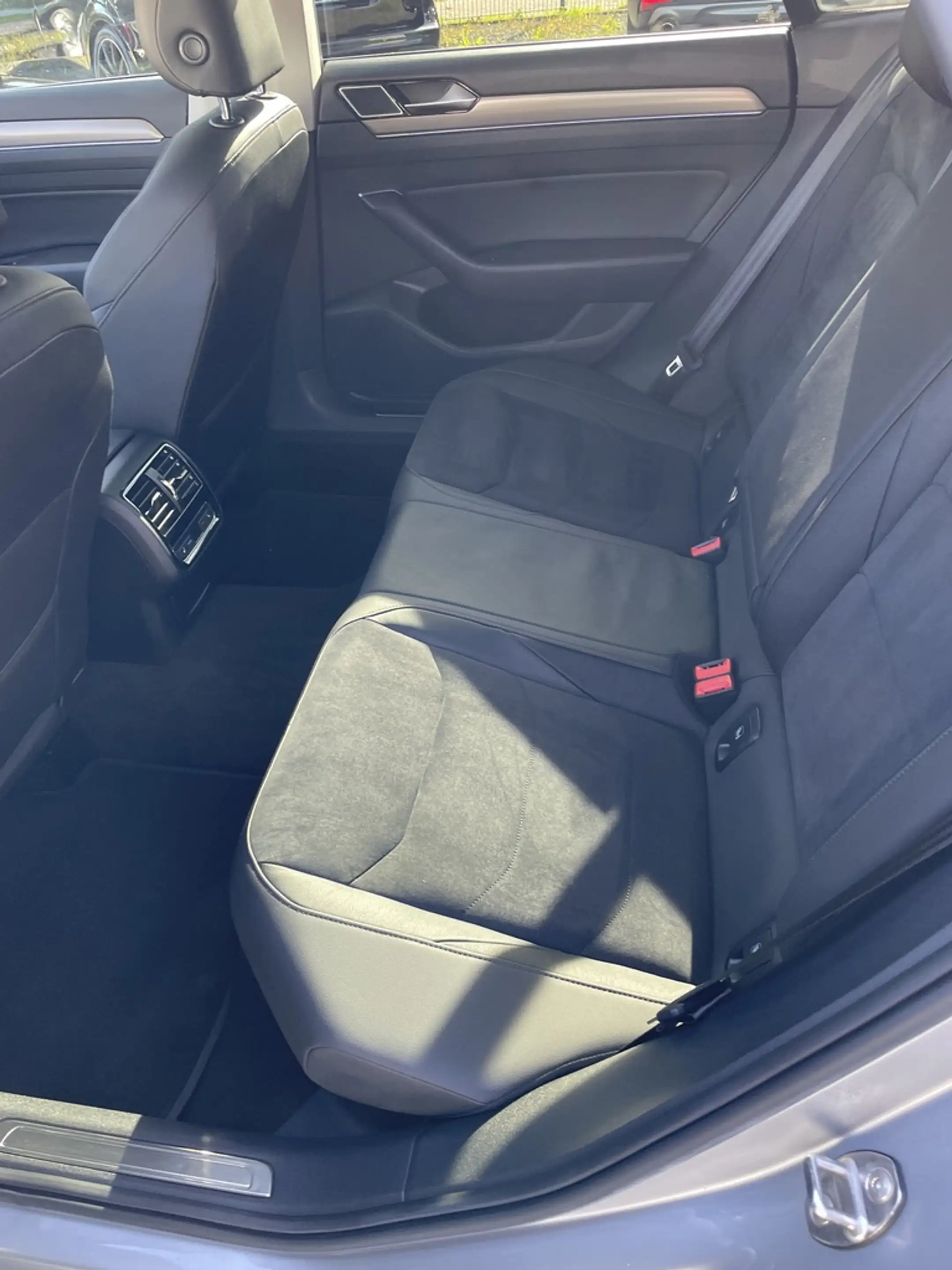 Volkswagen Arteon Elegance — photo 12