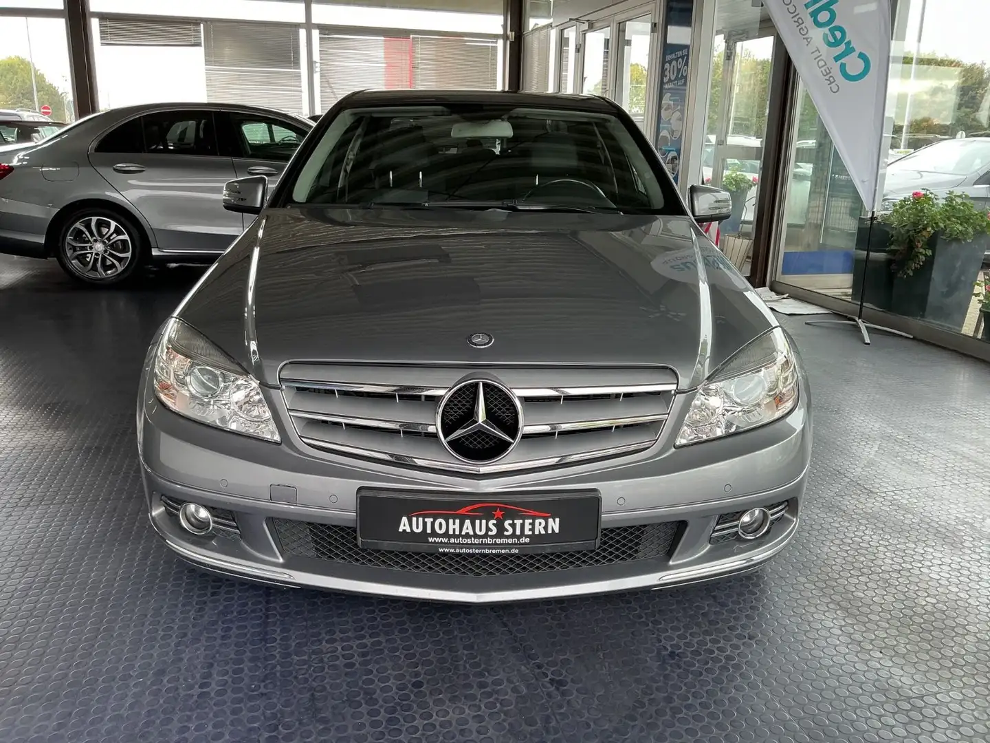 Mercedes-Benz C 180 C -Klasse Lim. C 180 CGI BlueEfficiency Argent - 2
