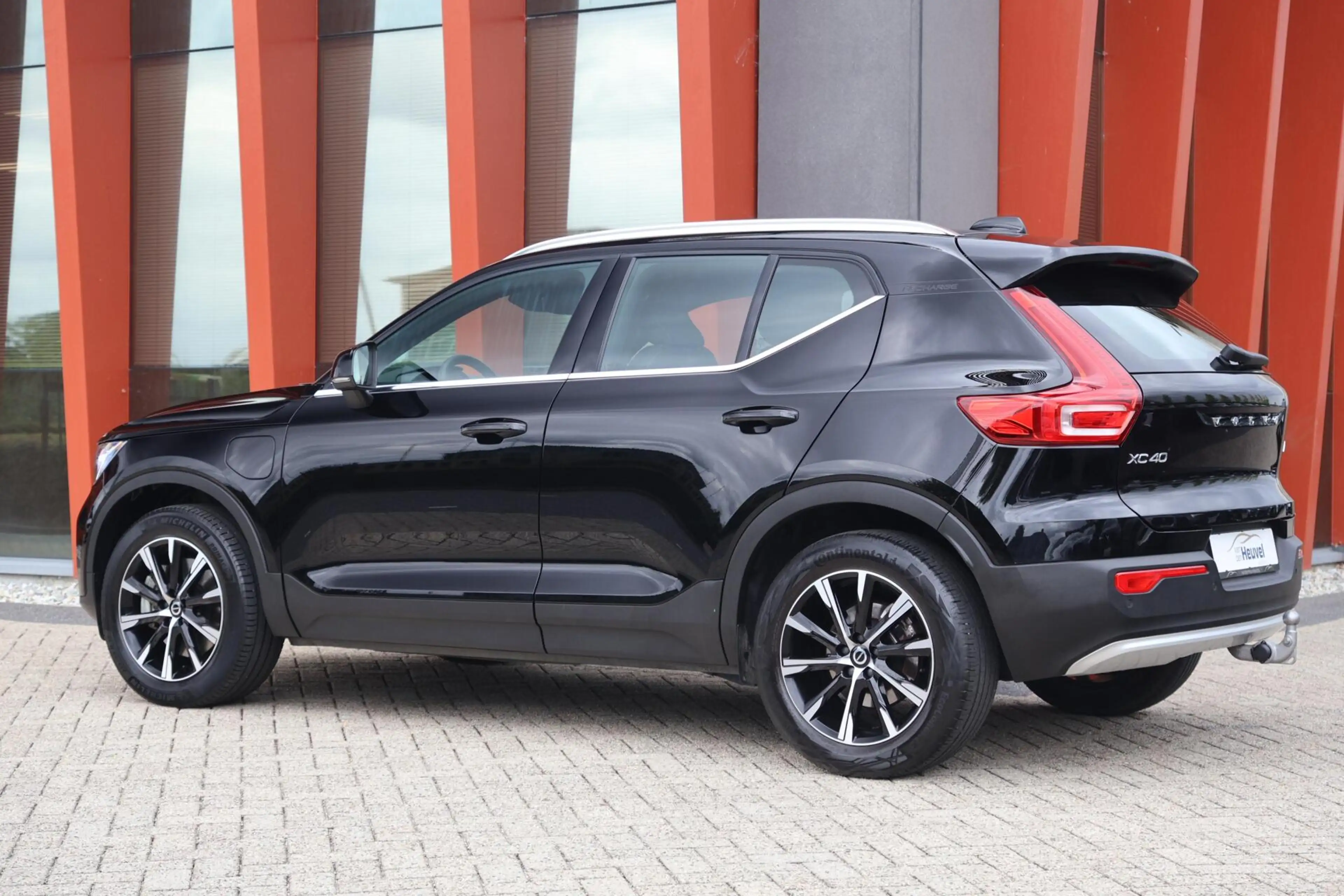 Volvo XC40 T5 Recharge Core Bright | Stoelverwarming | Trekha — photo 3