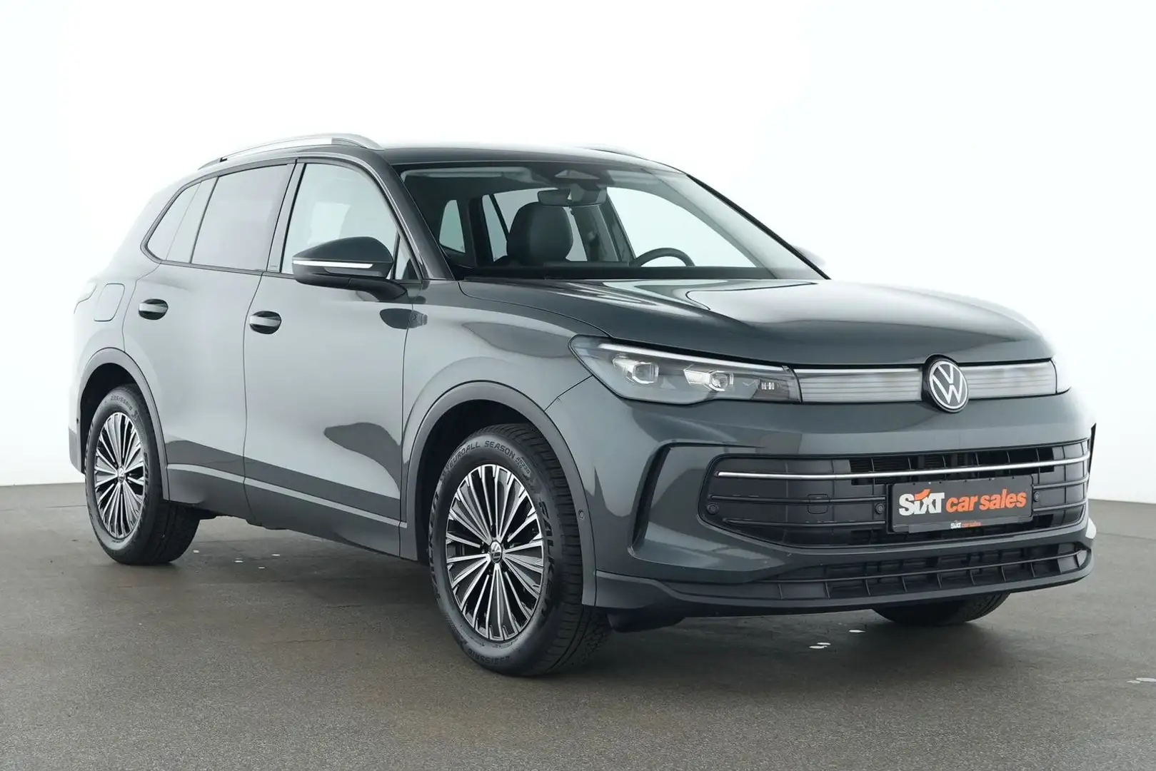 Volkswagen Tiguan 1.5 eTSI Life LED+|Nav|Sitz-&LRHZ|Kam|AHK Grau - 1