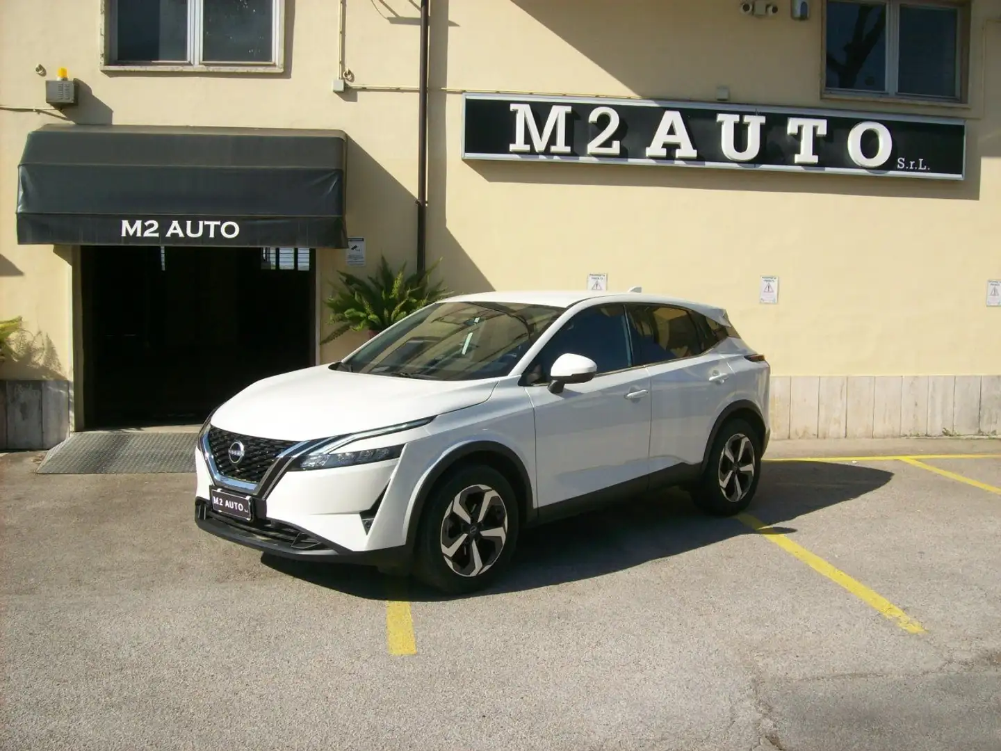 Nissan Qashqai Qashqai 1.3 mhev N-Connecta 2wd 140cv Bianco - 1