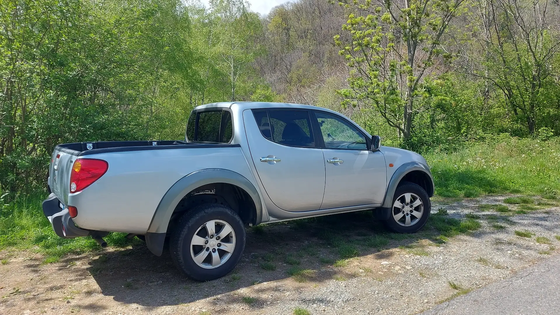 Mitsubishi L200 d.cab 2.5 di-d Warrior - 2