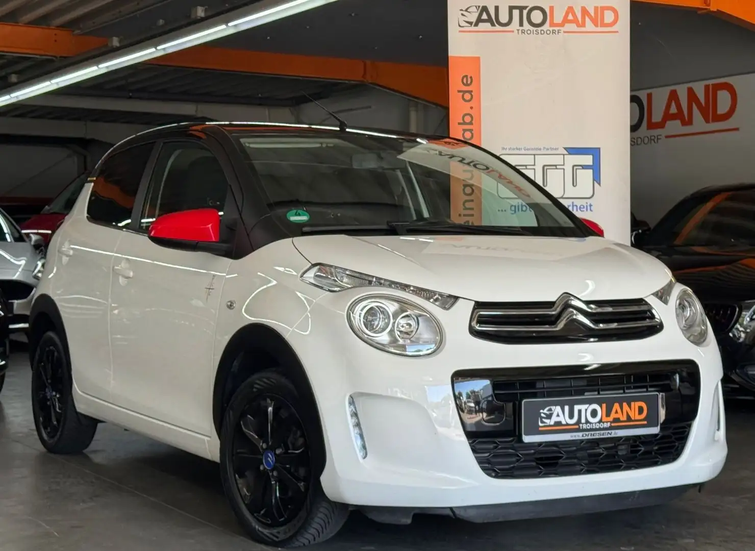 Citroen C1 JCC+1.HAND*KAMERA*SHZG*TEMPO*KLIMAAUTOM* Weiß - 1