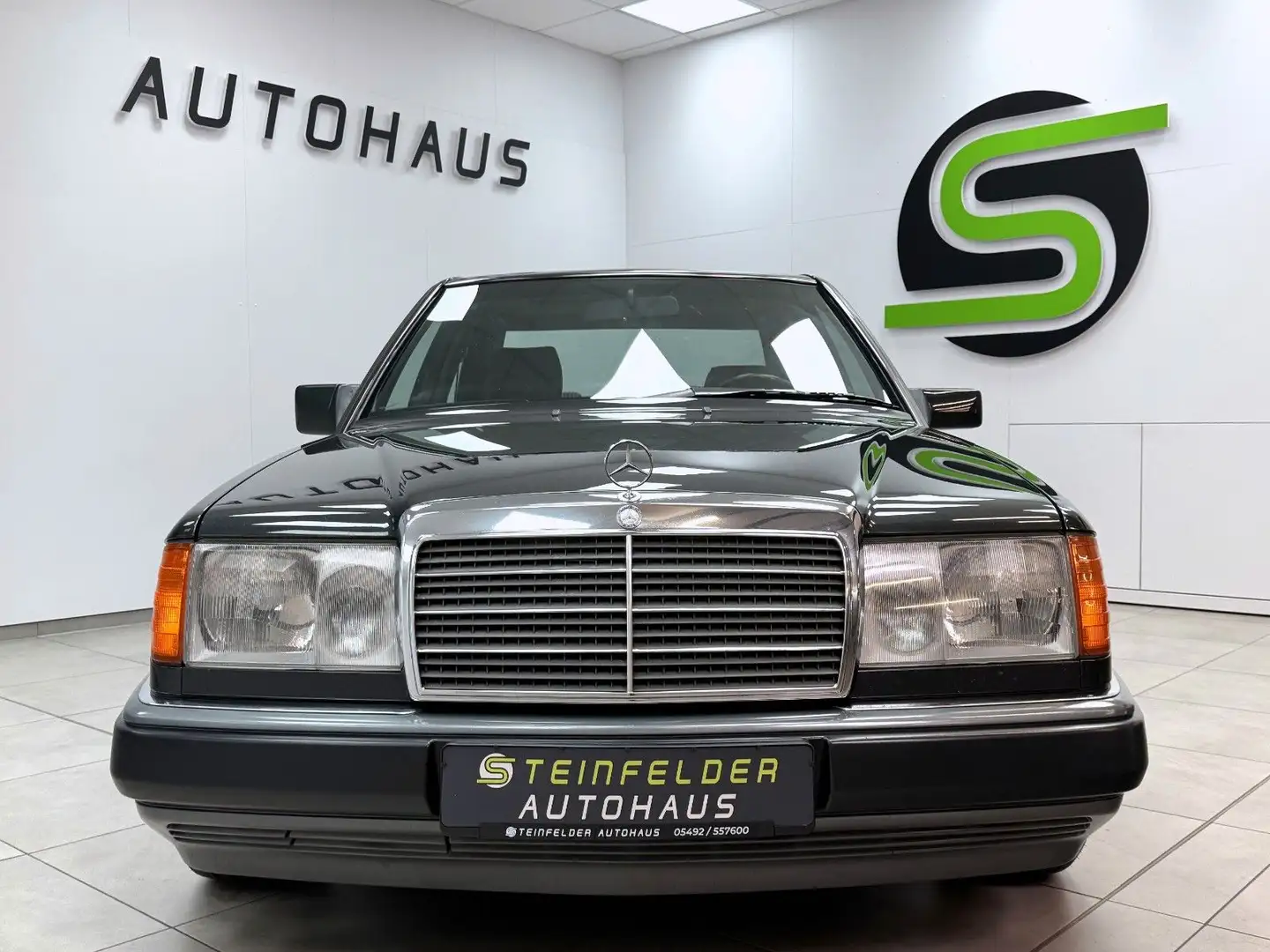 Mercedes-Benz 300 E Sport Line / H - KENNZEICHEN / 1.HAND Gri - 2