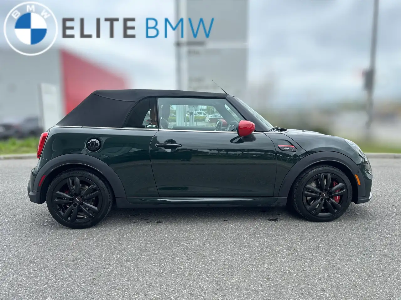MINI Convertible снимка MINI Convertible