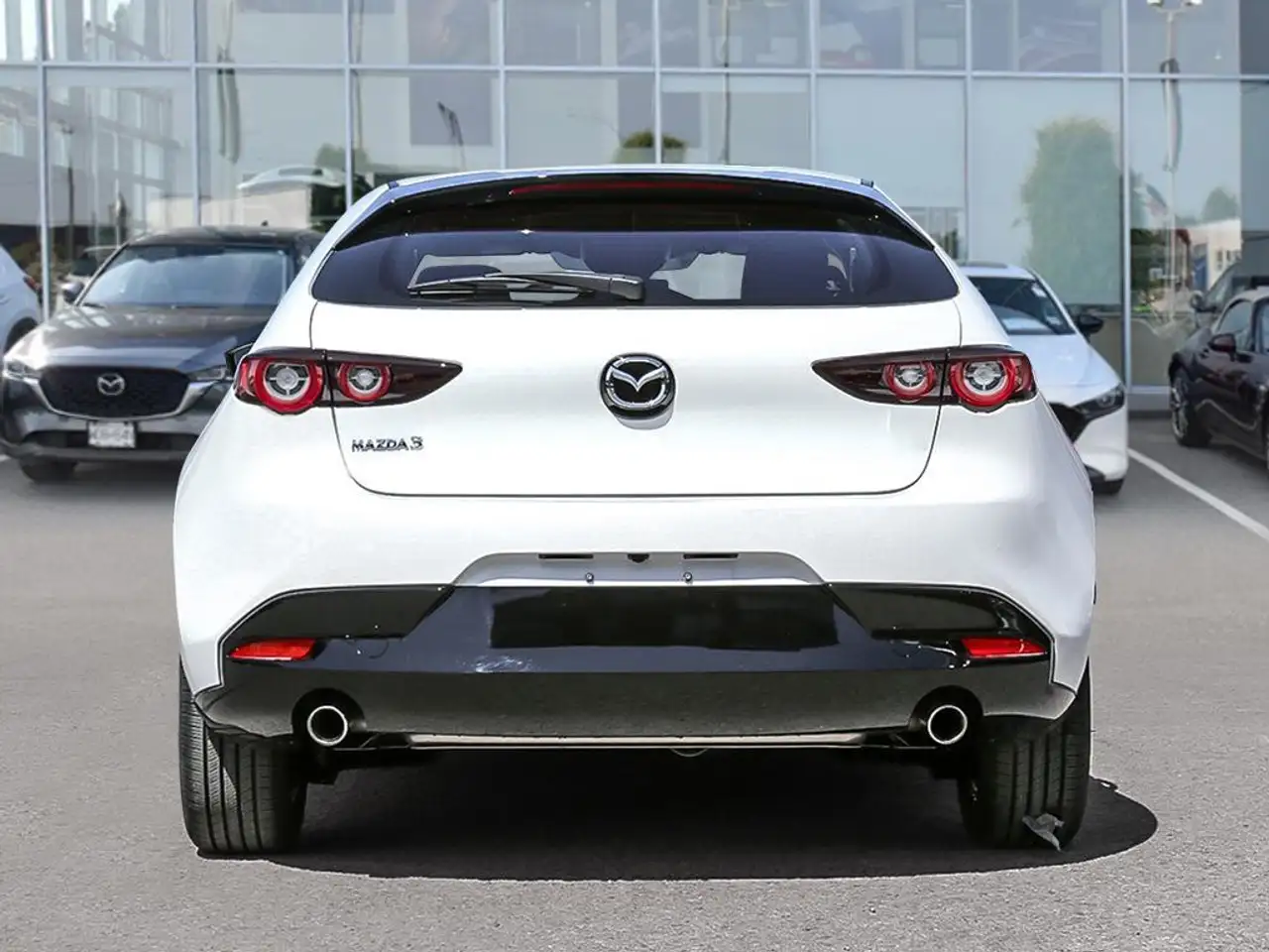 Mazda 3 снимка Mazda 3