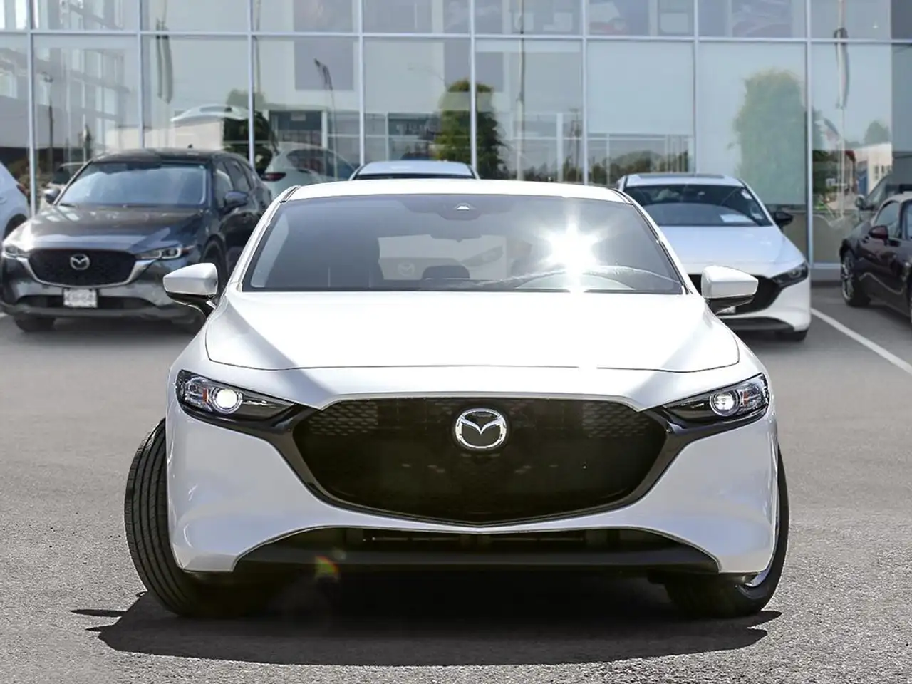 Mazda 3 снимка Mazda 3