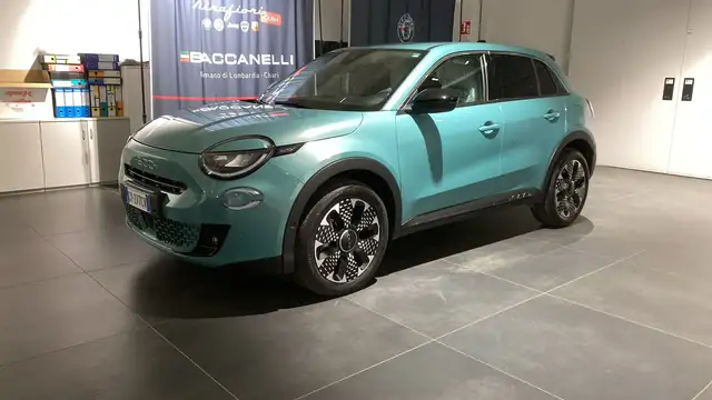 Fiat 600 1.2 Hybrid 136cv La Prima