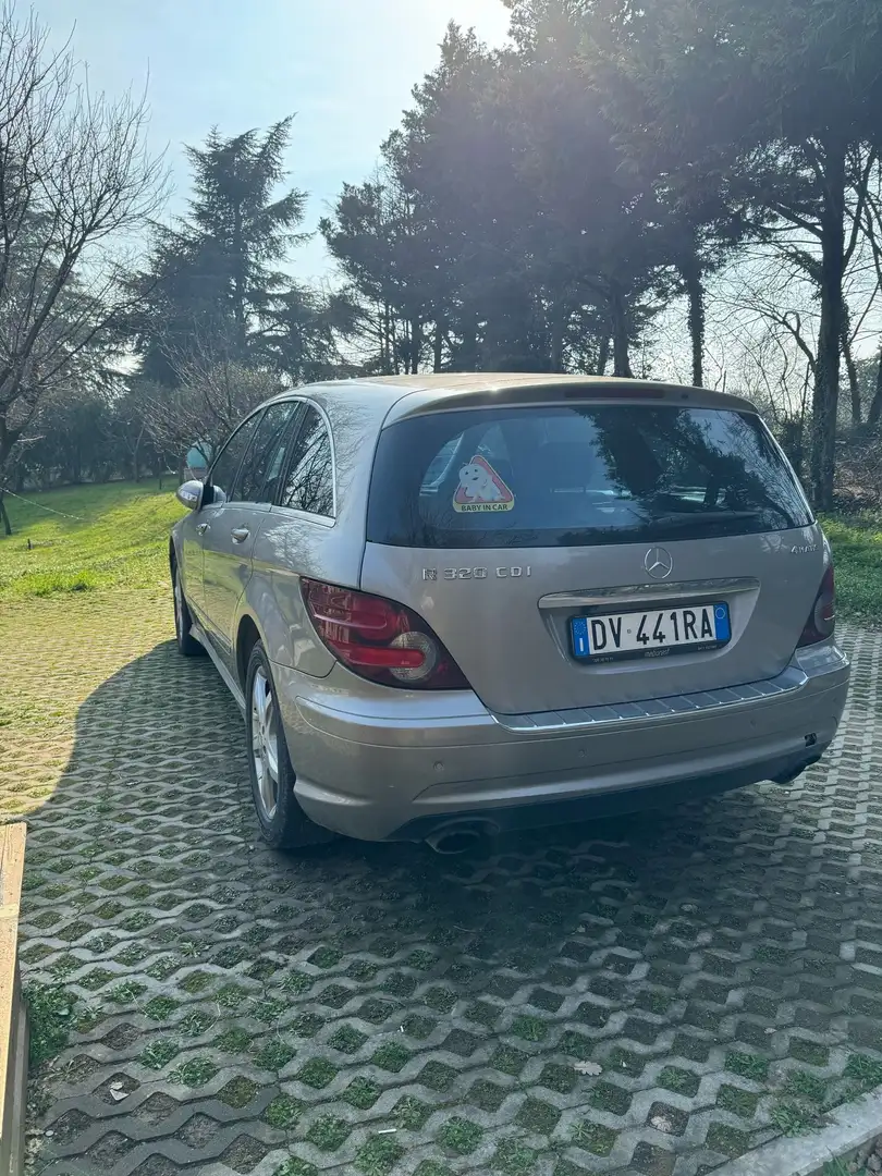 Mercedes-Benz R 320 sport - 2