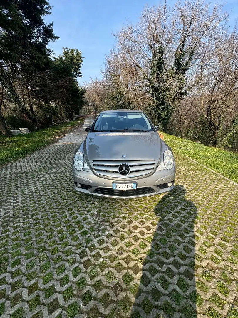Mercedes-Benz R 320 sport - 1