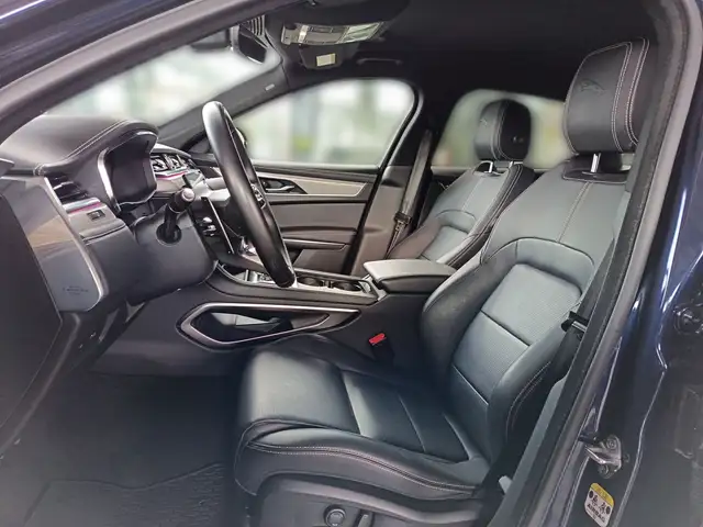 Jaguar F-Pace R-DYNM SE 2.0 204HP A8 MHEV Ansicht 15