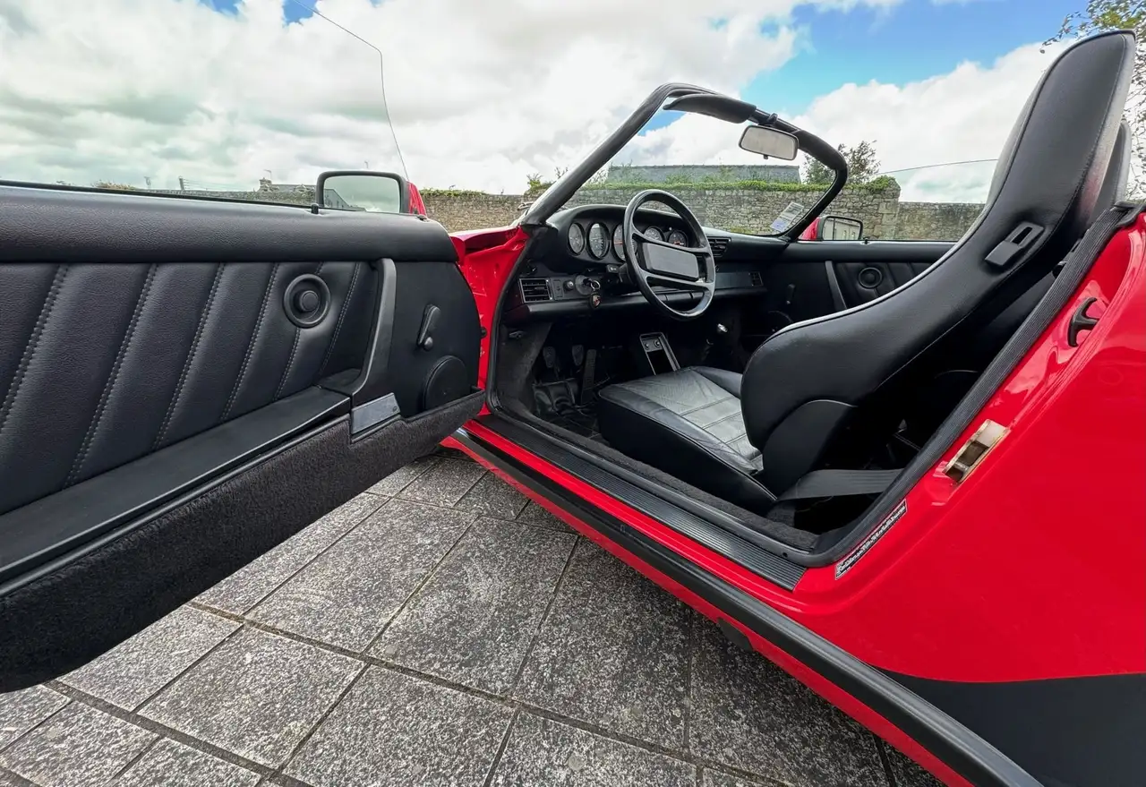 Porsche 911 Speedster 3.2L 231 ch de 1989, foto 8