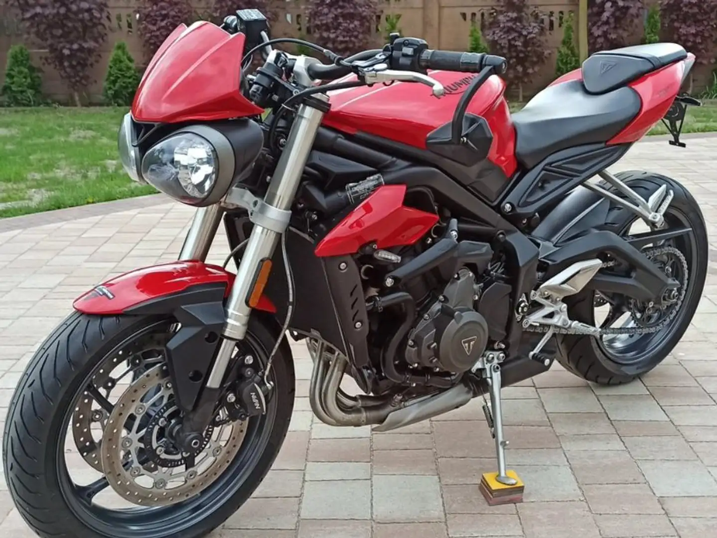 Triumph Speed Triple S Rot - 2