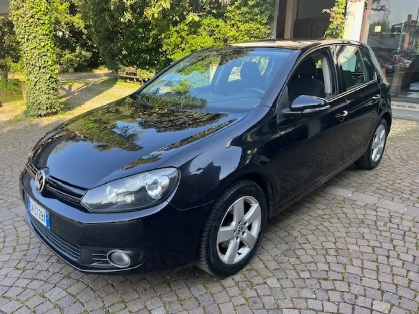 Volkswagen Golf 1.6 TDI 5p. BlueMotion DSG Zwart - 1