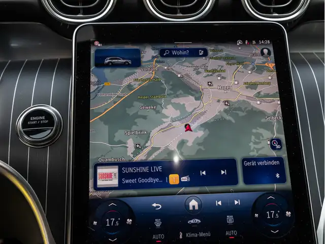 Mercedes-Benz GLC view 13