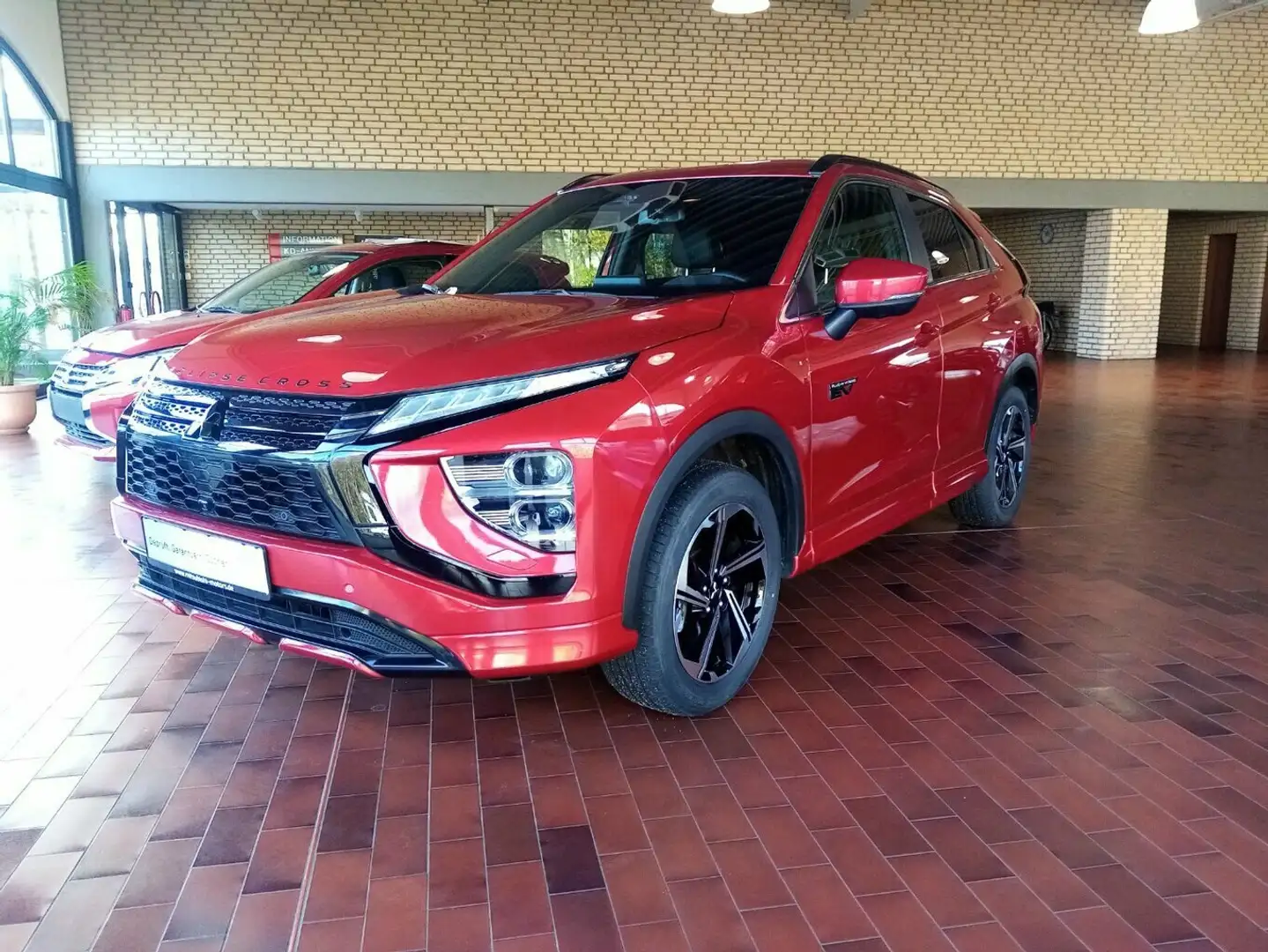 Mitsubishi Eclipse Cross PHEV Select + AHK Rot - 2