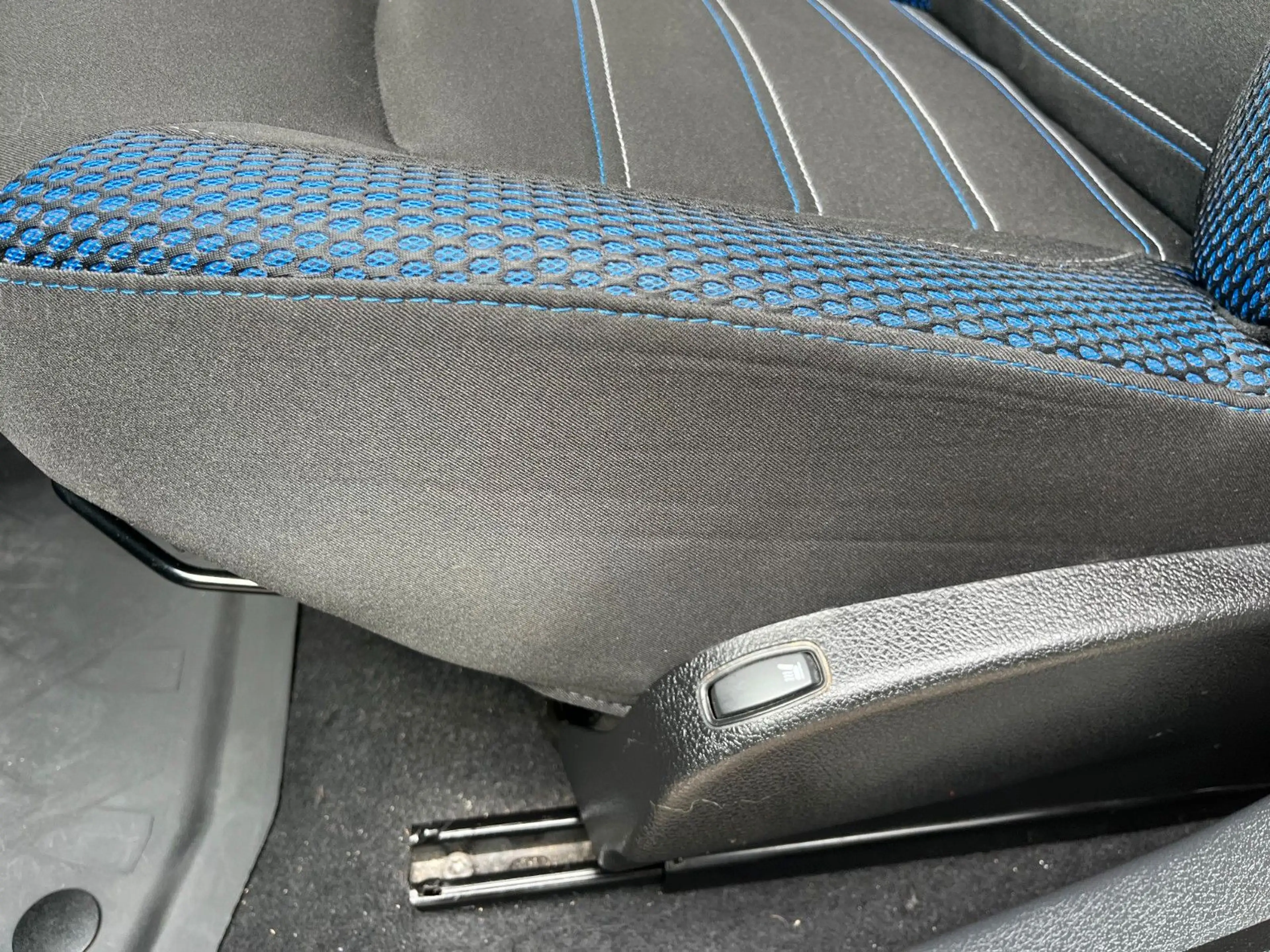 Dacia Dokker Stepway Kamera AHK WKR 1.Hand — photo 10