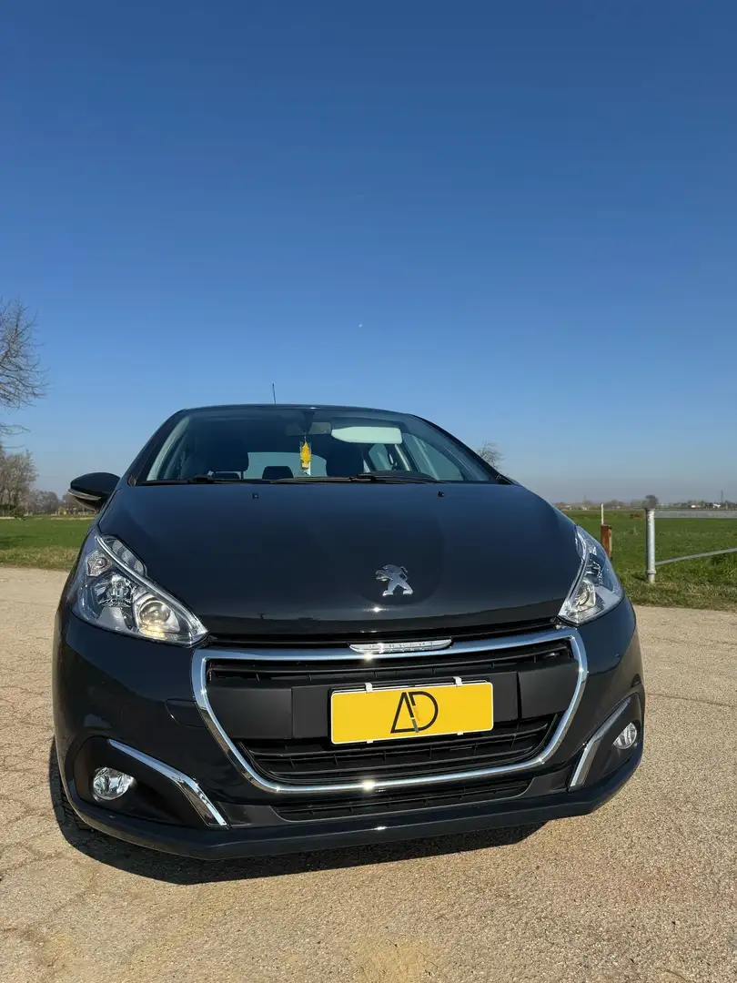 Peugeot 208 NEOPATENTATI - 2
