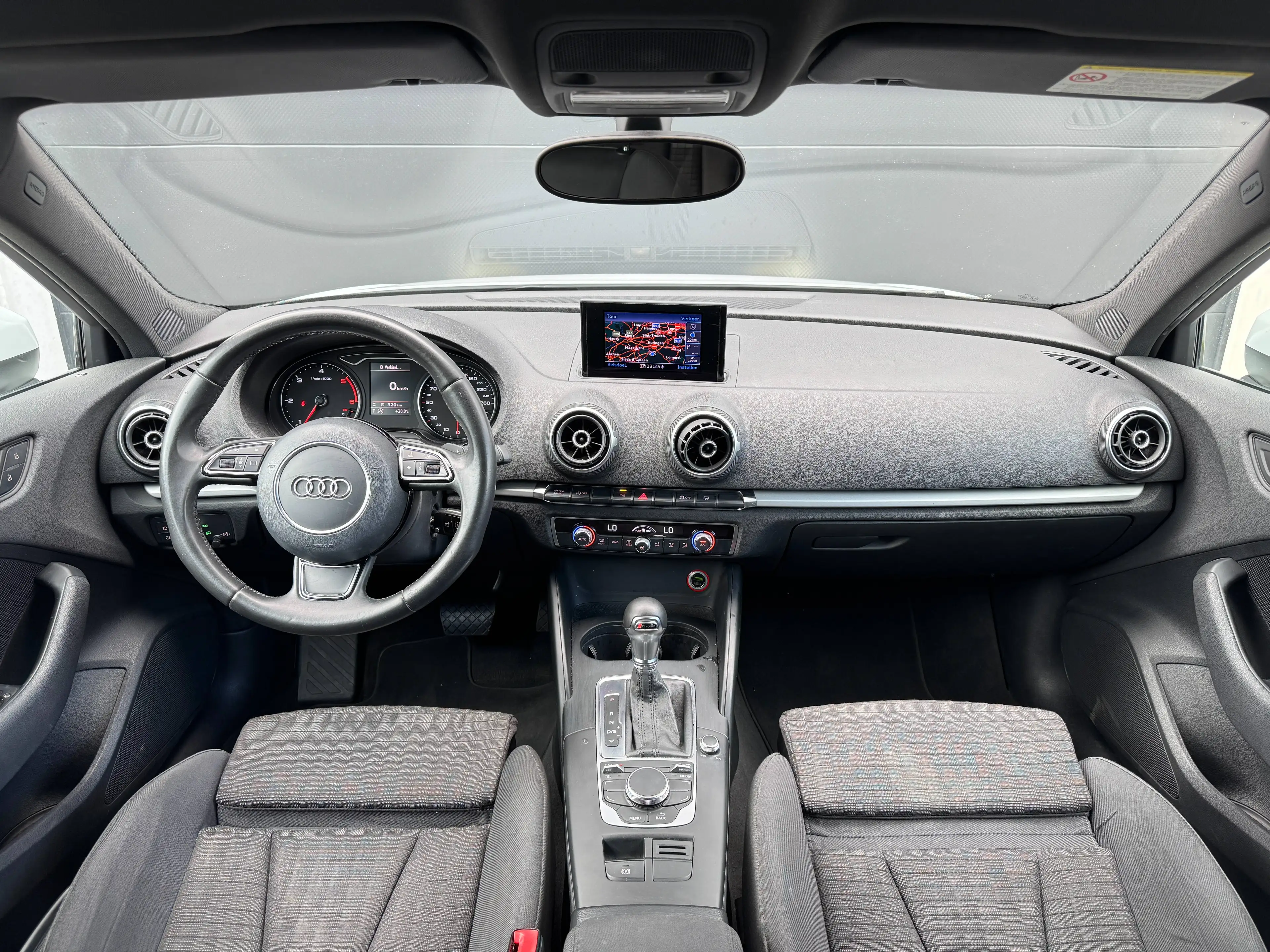 Audi A3 A3 Sportback 1.6 TDi S tronic XENON/NAVI/PDC/CARPASS — photo 15