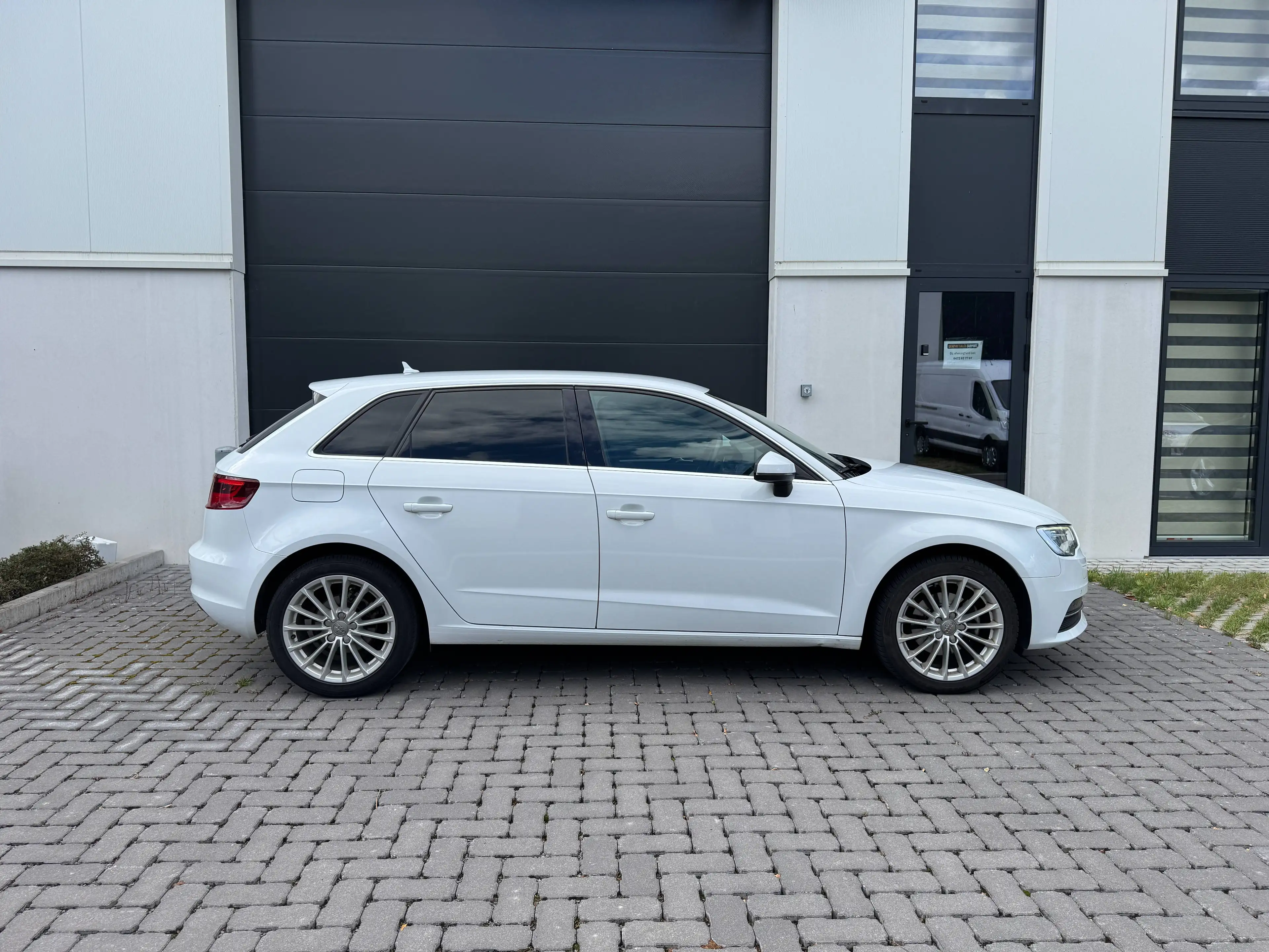 Audi A3 A3 Sportback 1.6 TDi S tronic XENON/NAVI/PDC/CARPASS — photo 10
