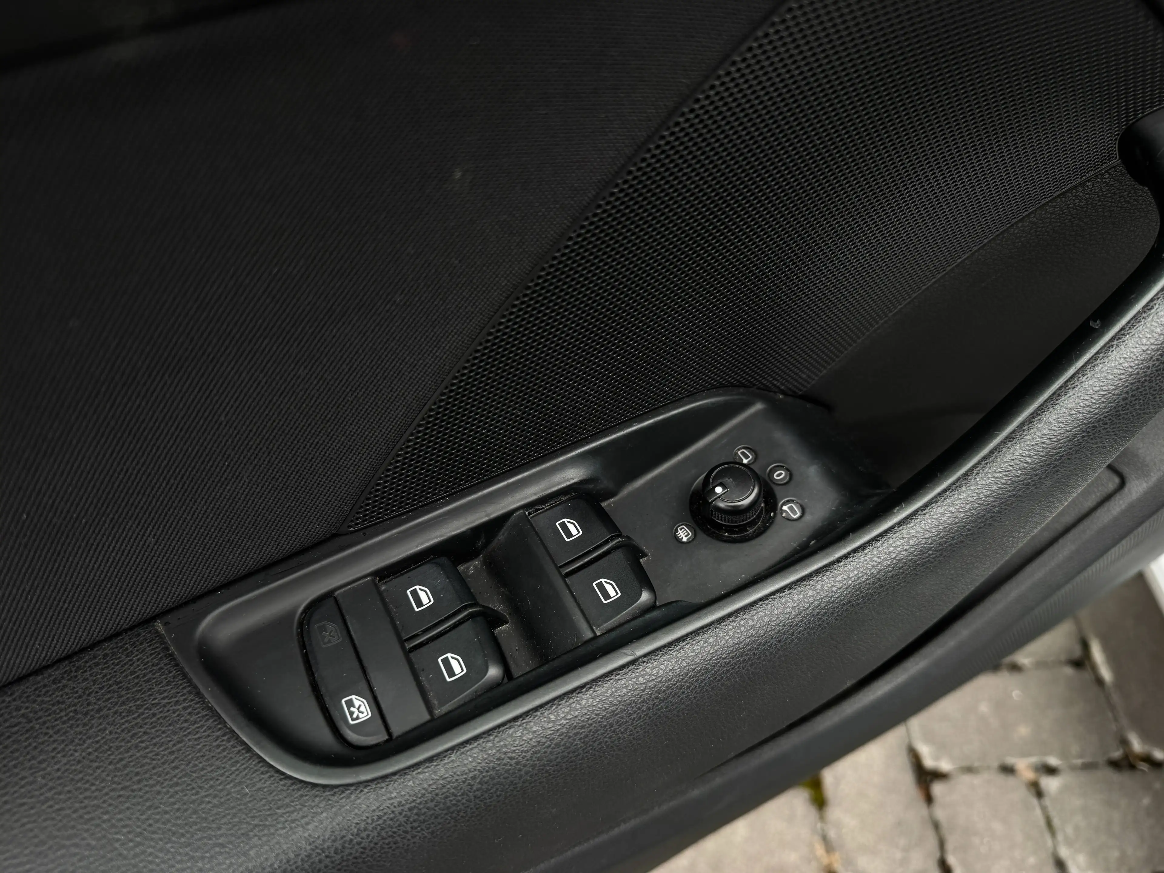 Audi A3 A3 Sportback 1.6 TDi S tronic XENON/NAVI/PDC/CARPASS — photo 4