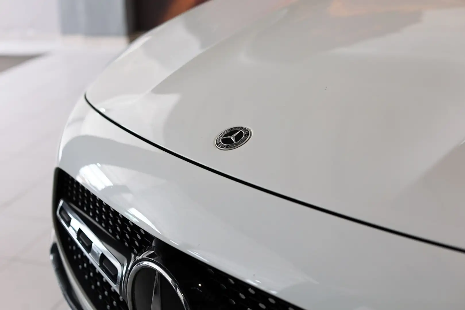 Mercedes-Benz GLA 200 7G-DCT Blanco - 2