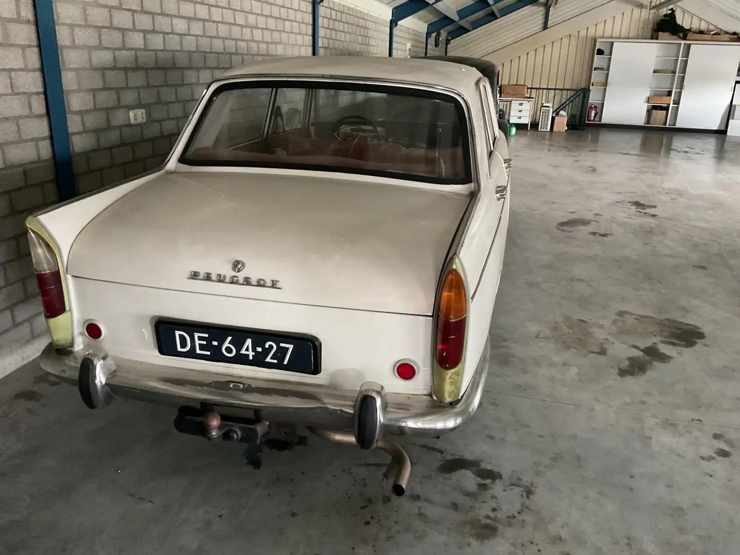 Peugeot 404 404 Sedan Weiß - 2