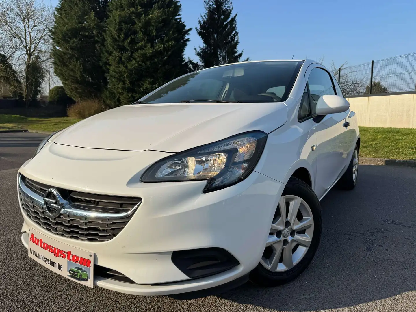 Opel Corsa 1.4i Essentia*Euro6b*Garantie 1an*Carpass* Blanc - 1