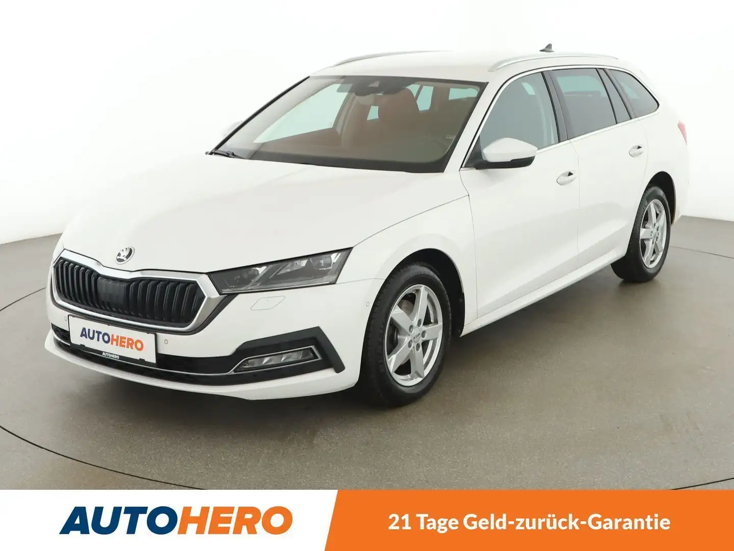 Skoda Octavia 2.0 TDI First Edition Aut. *LED*ACC*SPUR*TOT*CAM* Weiß - 1