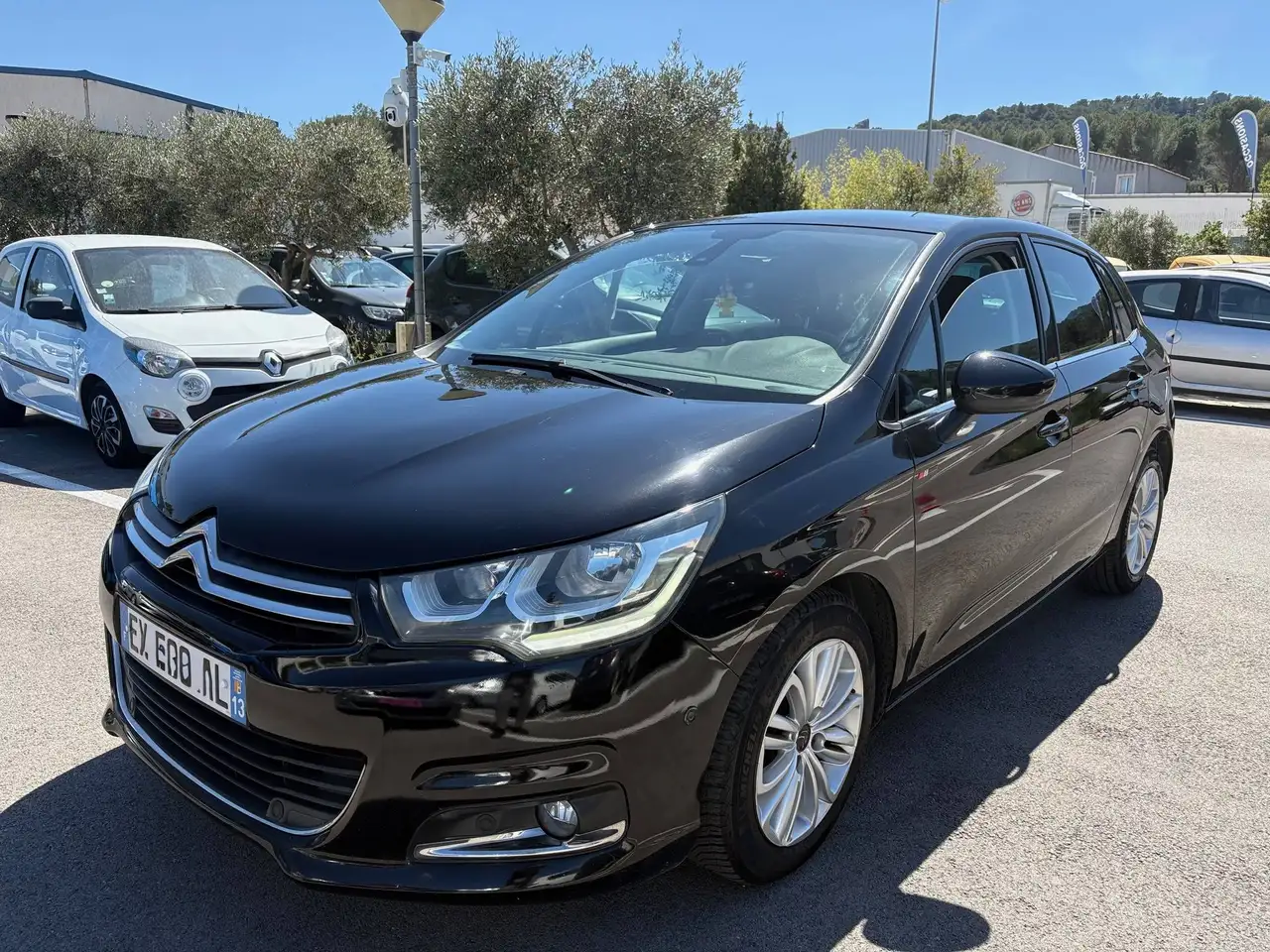 Citroen C4 II BlueHDi 100ch Millenium Business S\\u