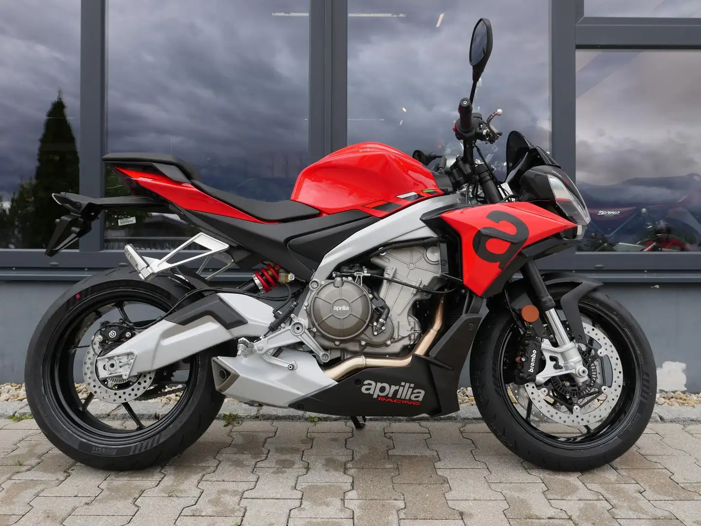 Aprilia Tuono 660 - mehrere Farben - Sonderpreis - 1