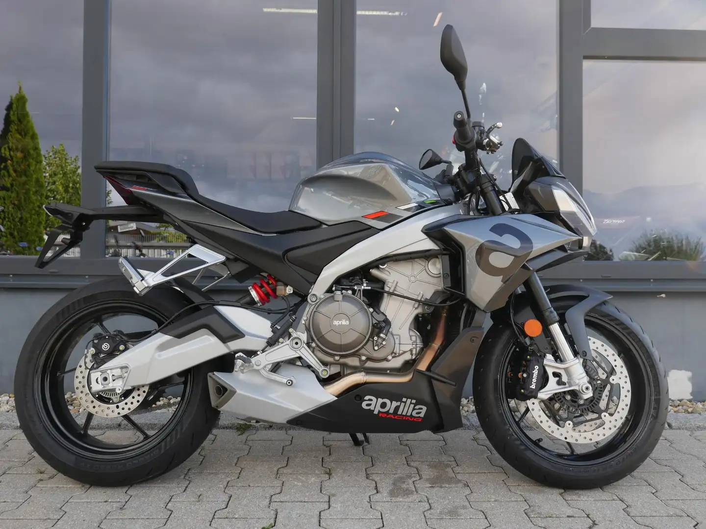 Aprilia Tuono 660 - mehrere Farben - Sonderpreis - 2