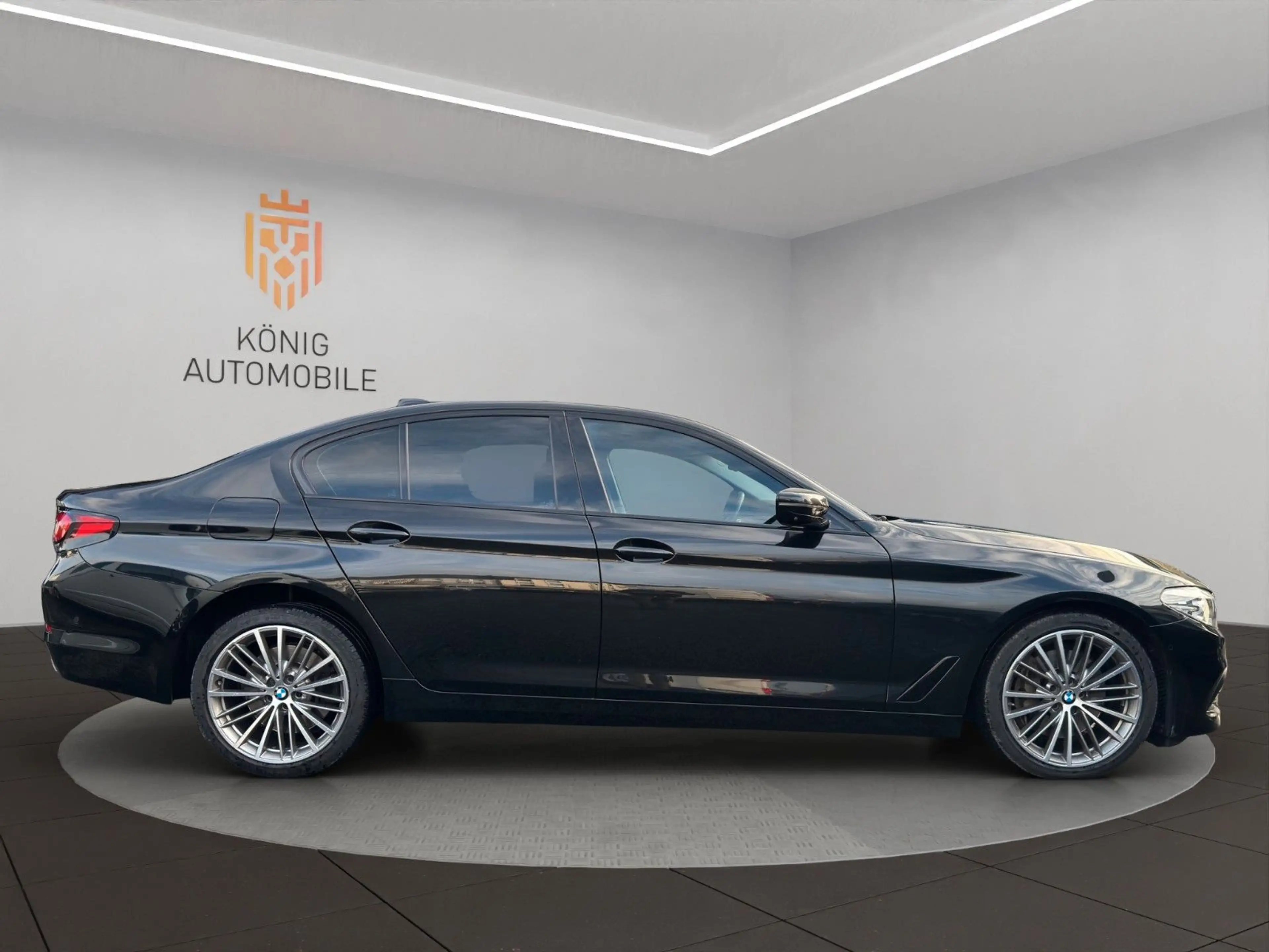 BMW 540 d xDrive Sport Line/LED/TEMPO/LM/SHZ/NAV — photo 7