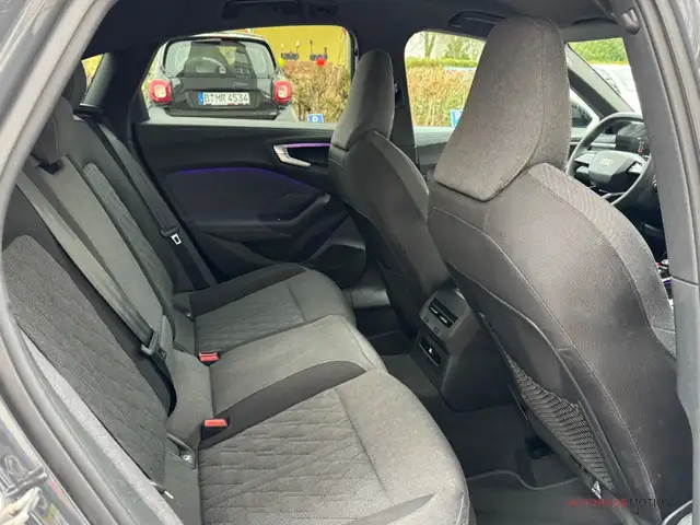Audi A5 view 12