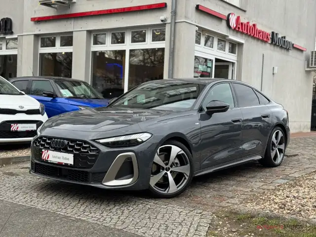 Audi A5 view 2