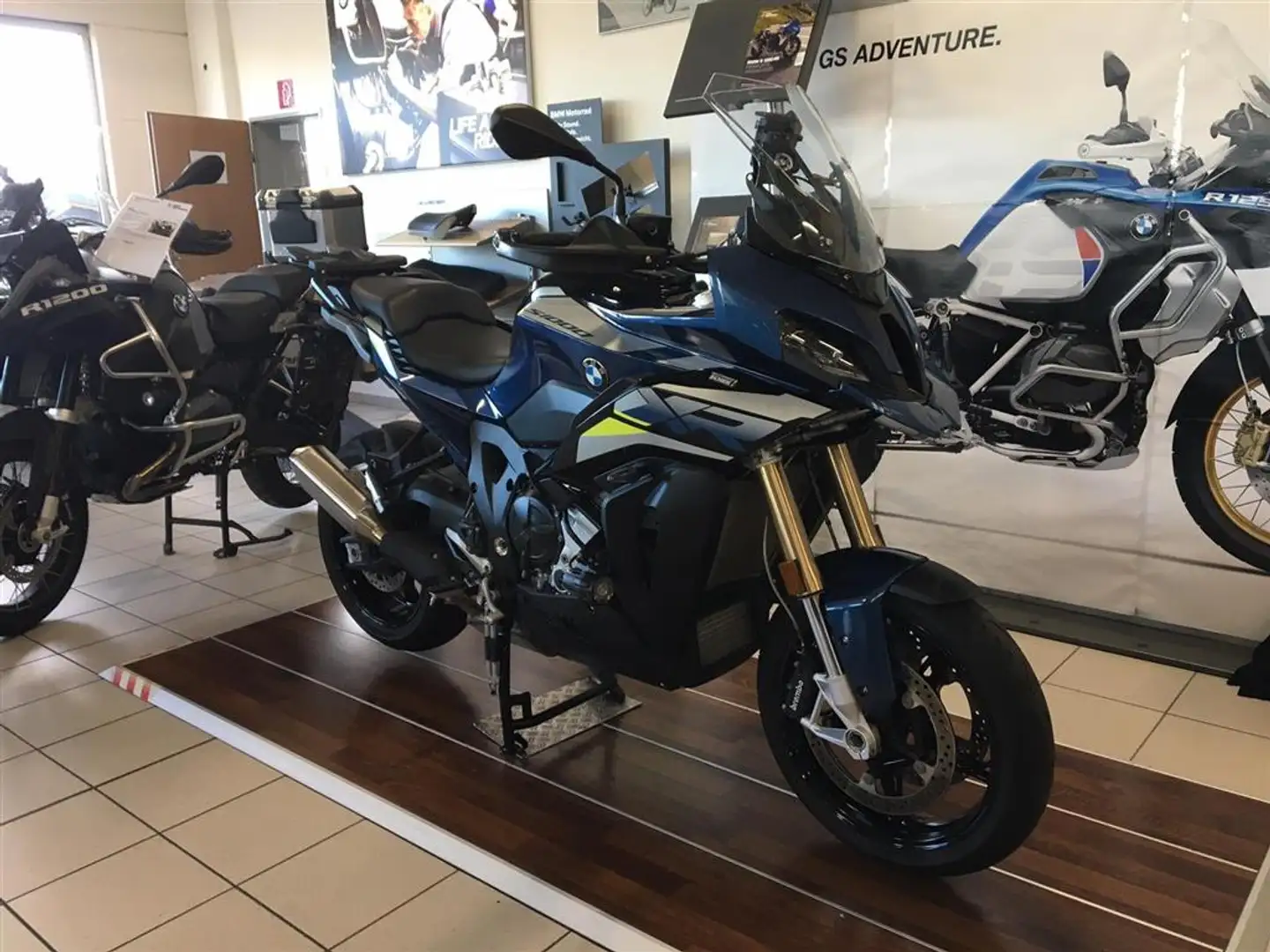 BMW S 1000 XR Alle Pakete / ZSW Blau - 2