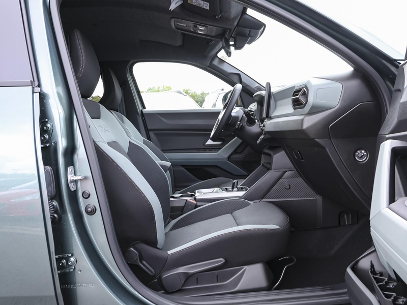 Dacia Duster Extreme hybrid 155 0% Finanzierung möglich — photo 4