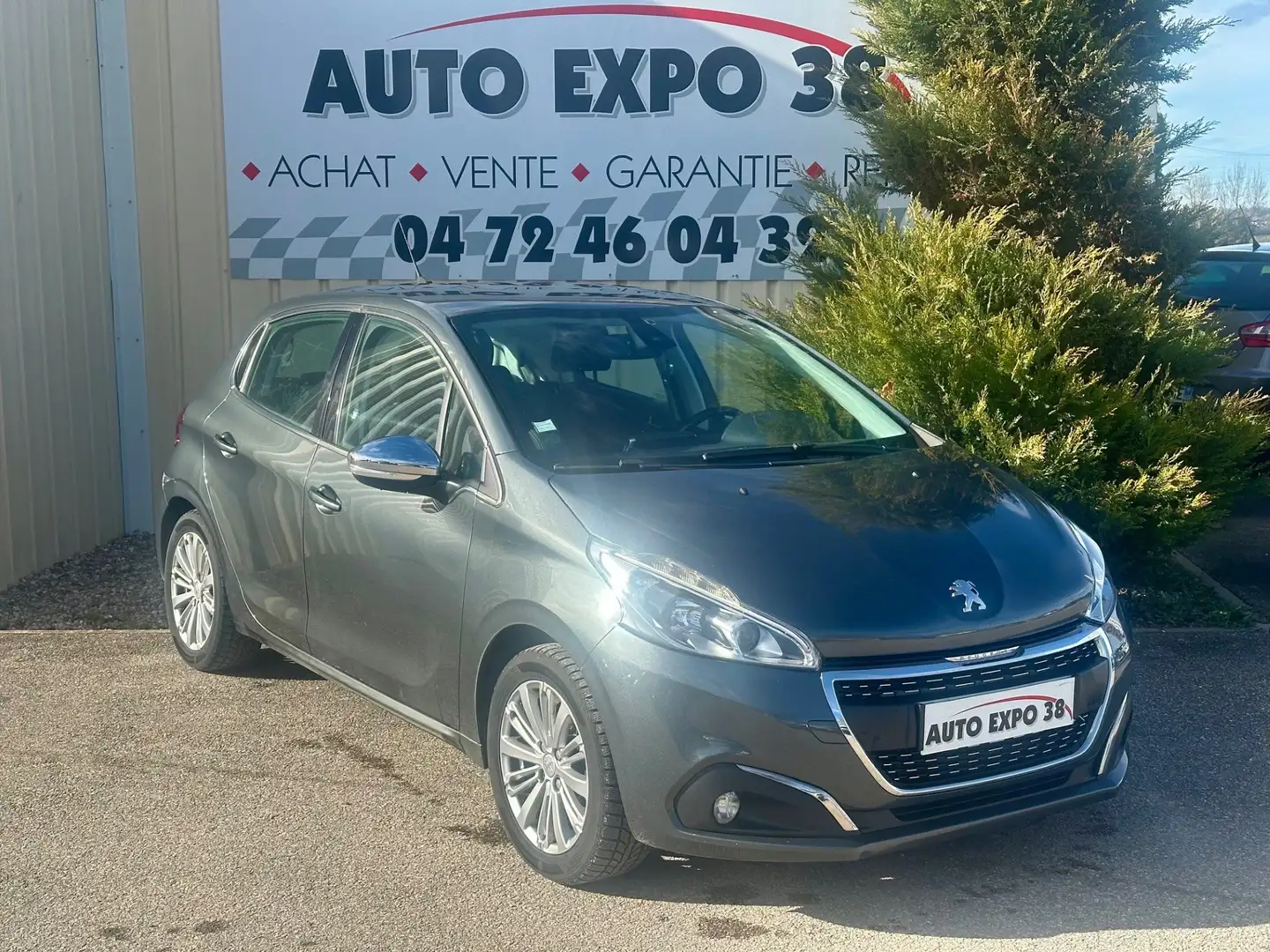 Peugeot 208 208 1.6 BlueHDi 100ch BVM5 Allure Gris - 1