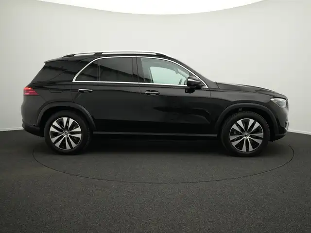 Mercedes-Benz GLE view 5