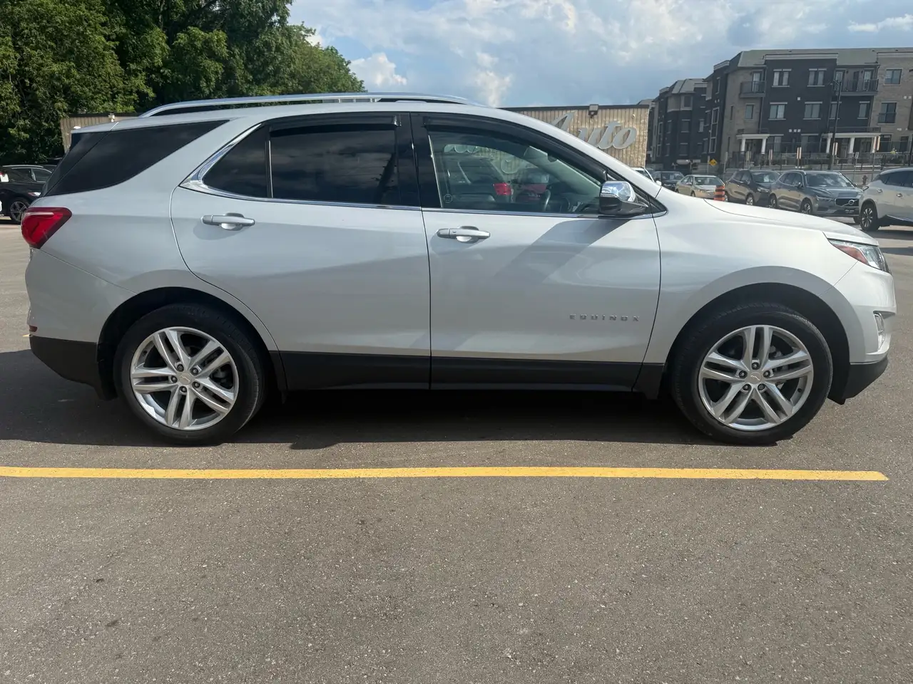 Chevrolet Equinox снимка Chevrolet Equinox
