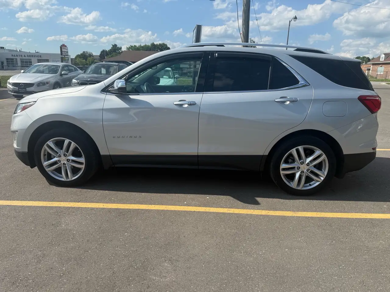 Chevrolet Equinox снимка Chevrolet Equinox