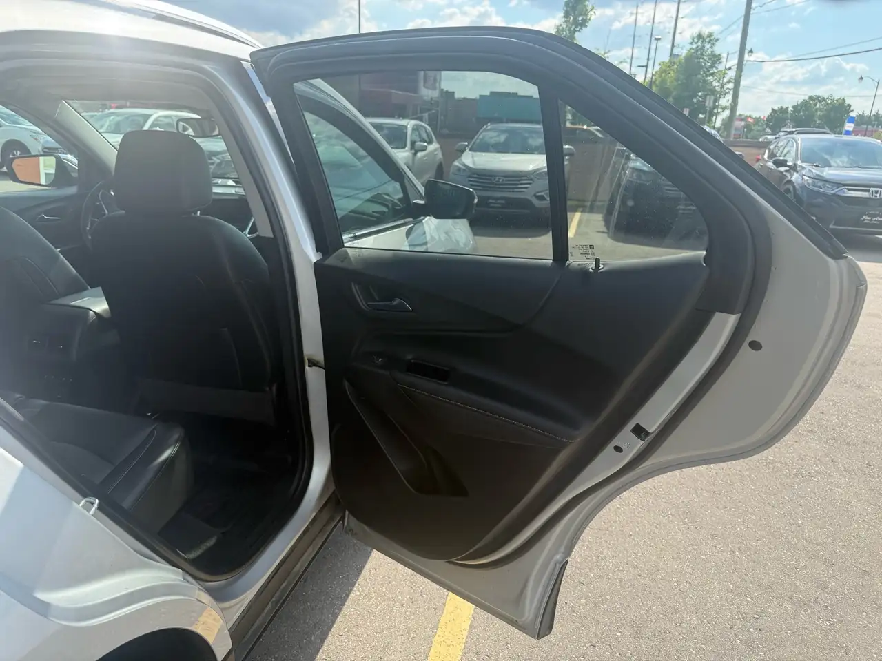 Chevrolet Equinox снимка Chevrolet Equinox