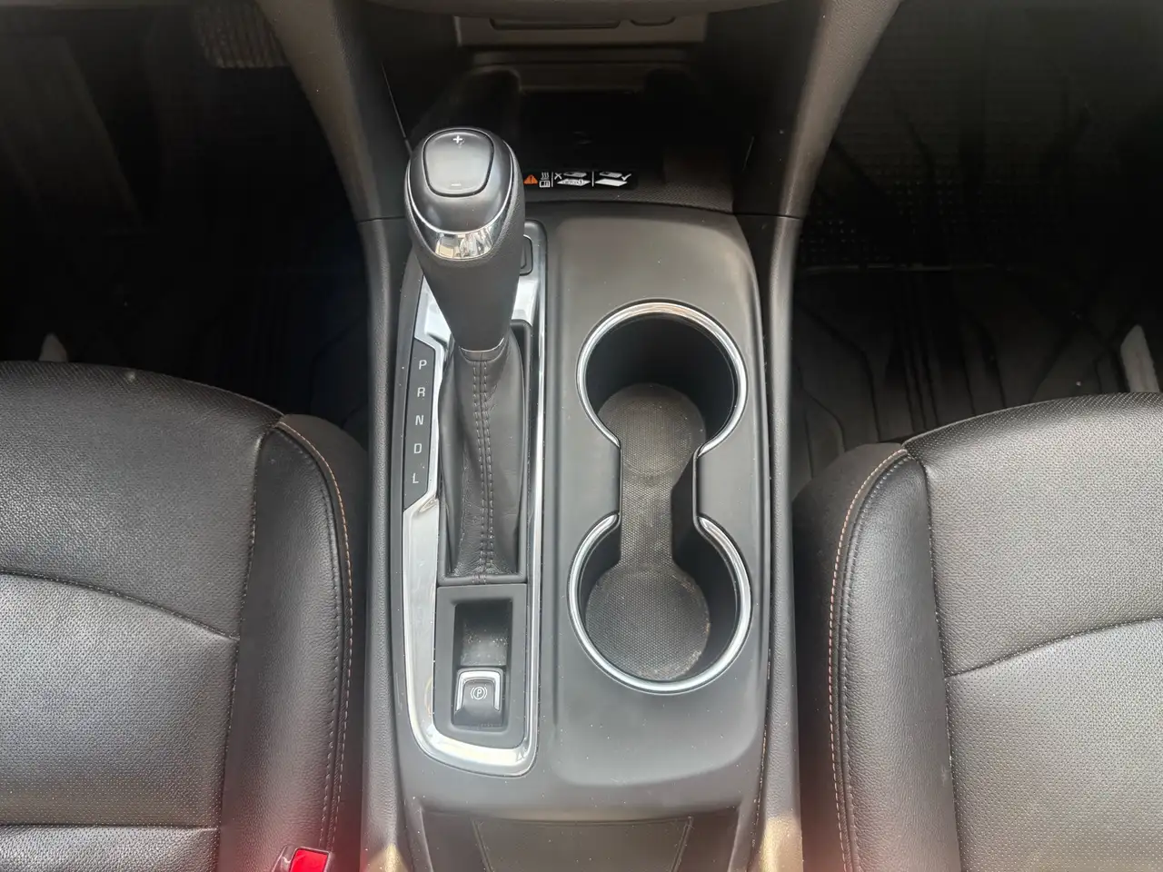 Chevrolet Equinox снимка Chevrolet Equinox