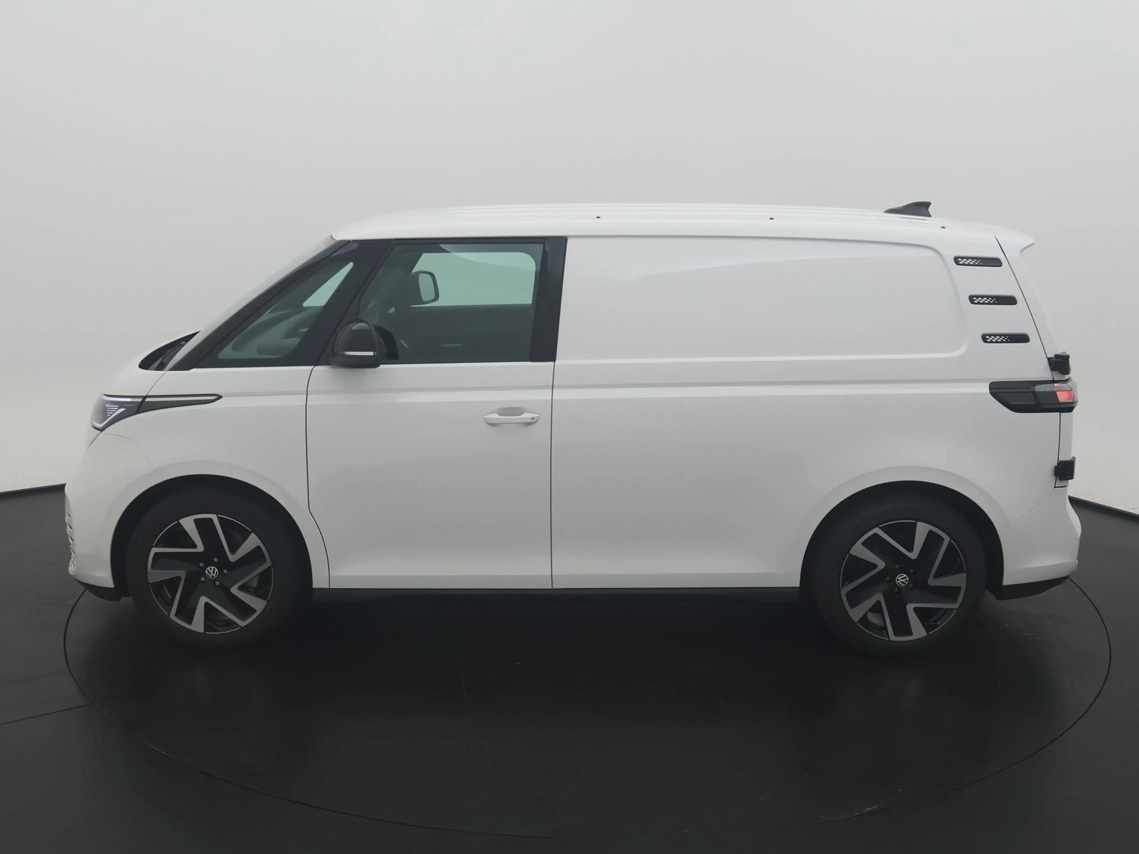Volkswagen ID. Buzz Cargo Bedrijfswagens Bulli Limited Edition 250 kW / 340 — photo 5