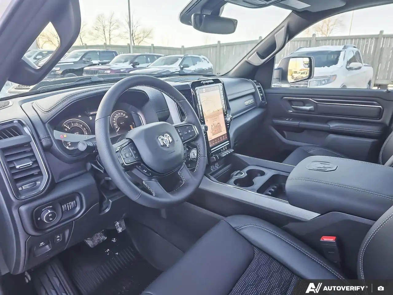 RAM 1500 снимка RAM 1500