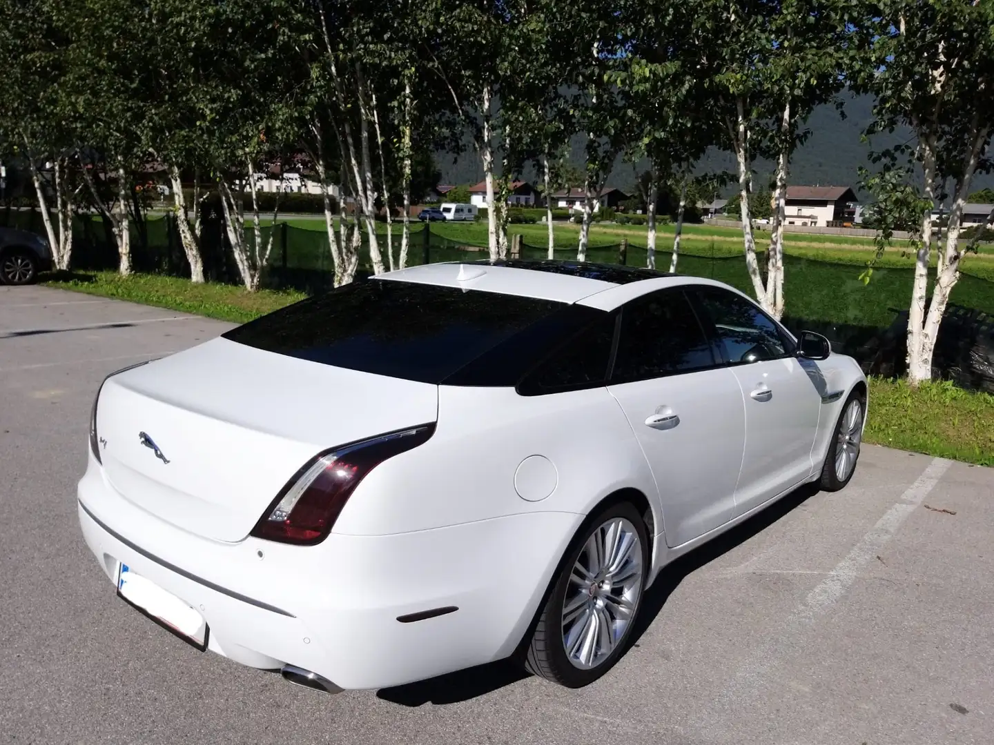 Jaguar XJ 3,0 Diesel Premium Luxury TSS Blanc - 2