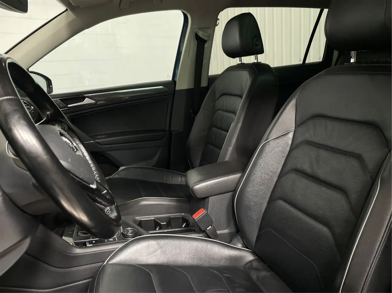 Volkswagen Tiguan photo Volkswagen Tiguan