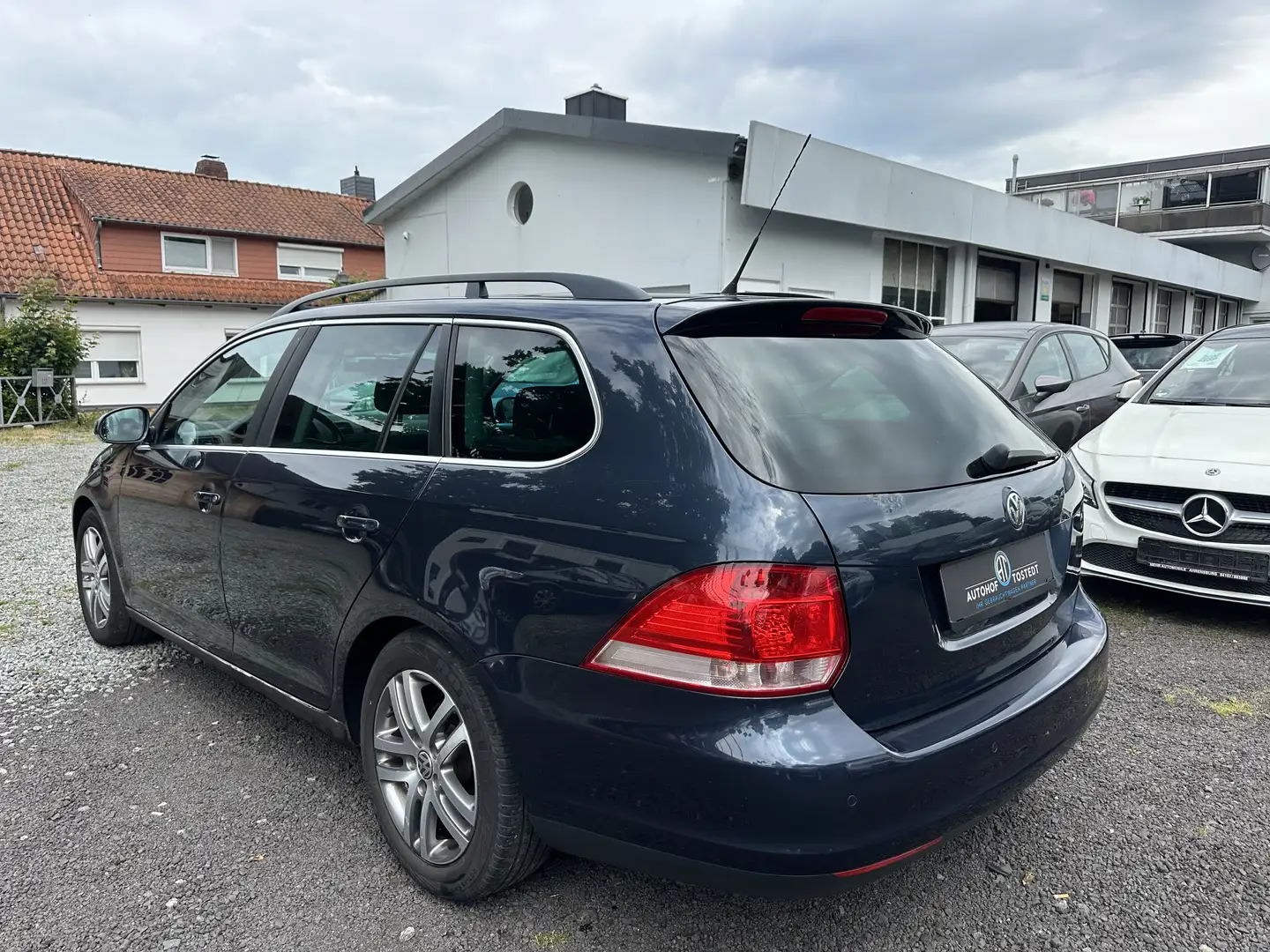Volkswagen Golf Variant 2.0 TDI DSG*Automatik+PDC*TÜV 11.2025 Blau - 2