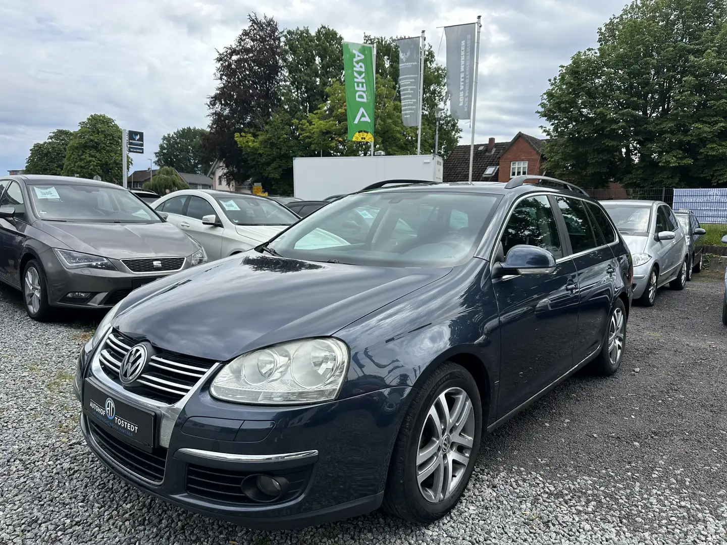 Volkswagen Golf Variant 2.0 TDI DSG*Automatik+PDC*TÜV 11.2025 Blau - 1